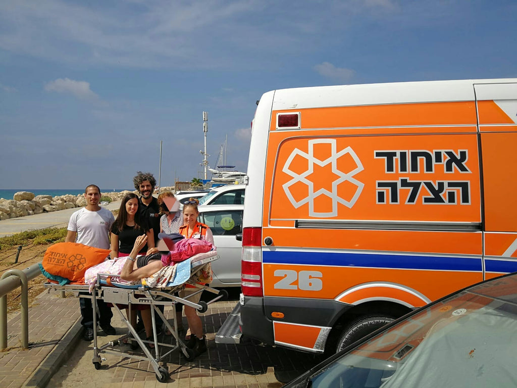 Hatzalah Volunteers Take Double Amputee on a Once in a  Lifetime Yacht Trip
