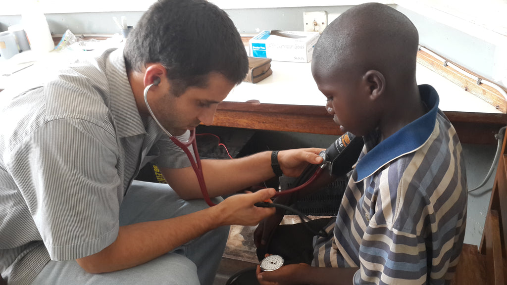 Uganda Thanks Israel for Medical Assistance in Opening Up Diabetes Clinic